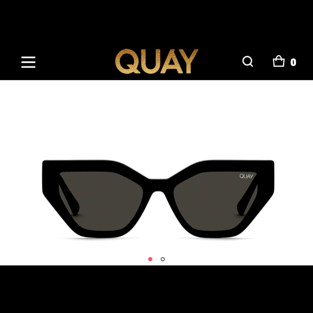 Retro-inspired black sunnies